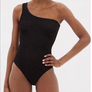 Hunza G black Nancy one shoulder swimsuit